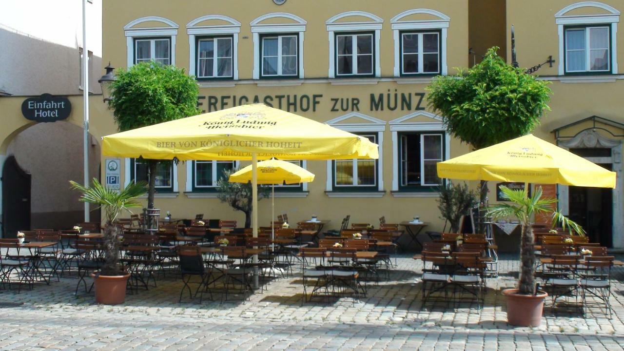 Brauereigasthof Zur Muenz Seit 1586 กุนซ์บวร์ก ภายนอก รูปภาพ